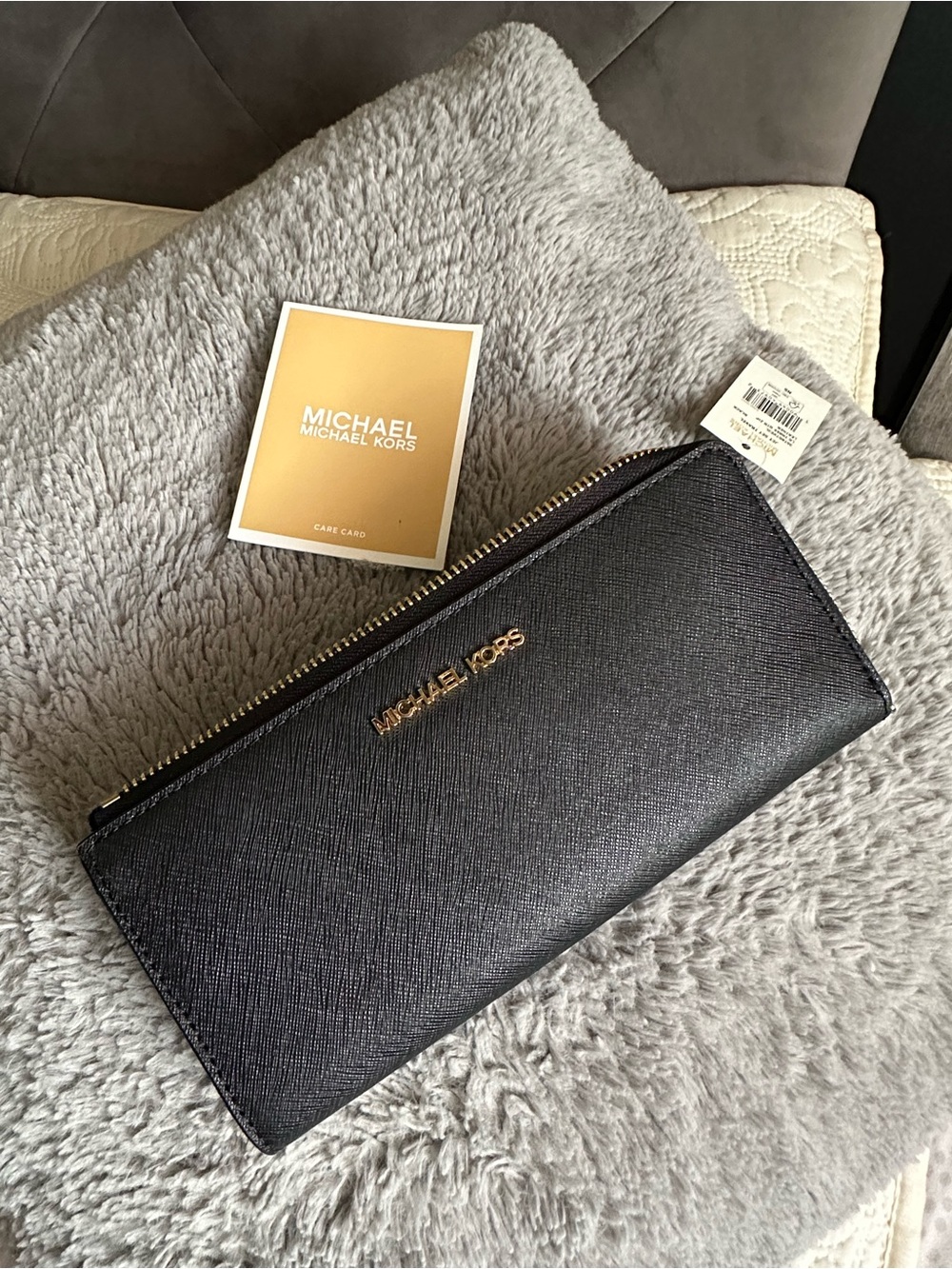 Michael Kors Jet Set Travel, Women’s Black Zip Wallet. 35T6GTVE3L